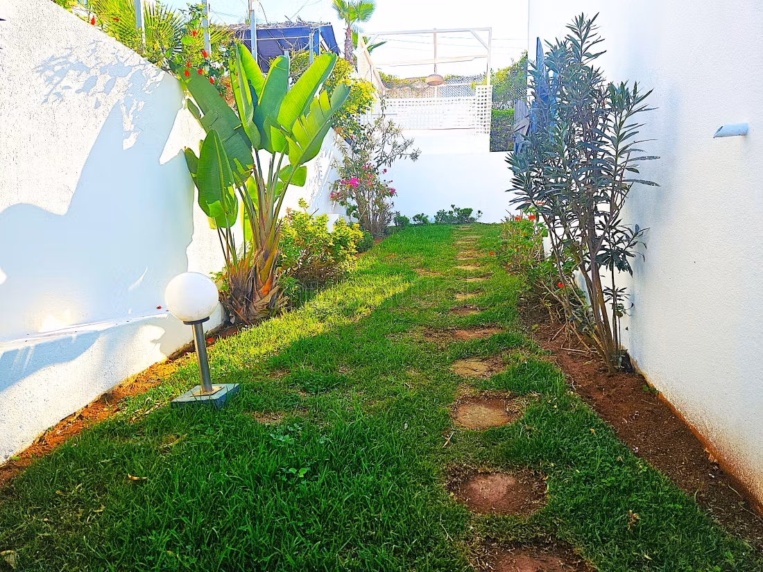 Maestosa residenza di lusso in affitto. 3 camere da letto. Giardino, terrazzo. 