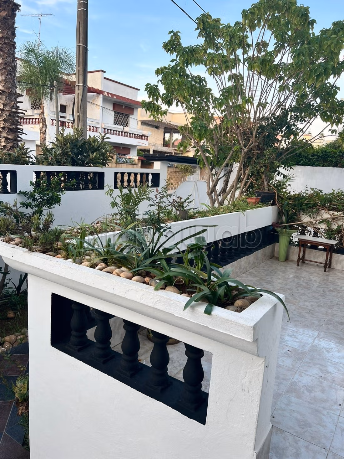 Splendide villa à vendre à Bir Rami Est. 8 chambres agréables.