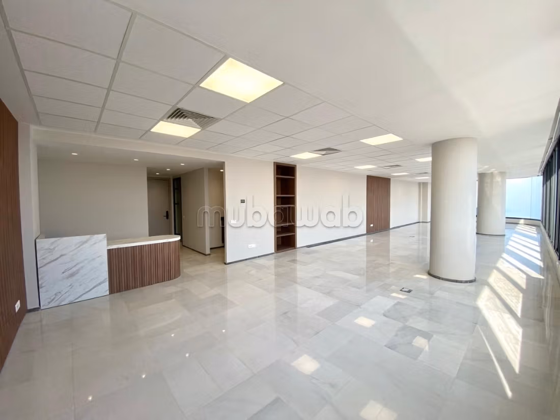 Plateau de bureau neuf 122m corniche