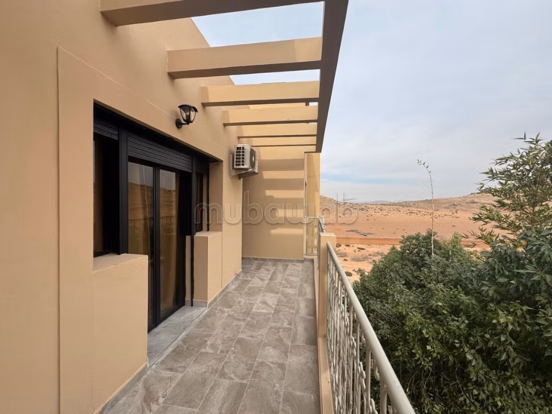 Bonito apartamento de 2 habitaciones amueblado con piscina