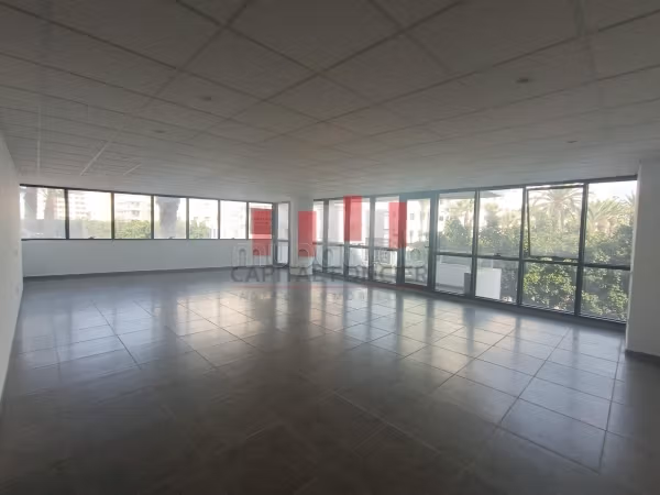 Plateau de bureau premium de 359 m dans un immeuble pro neuf a la vente