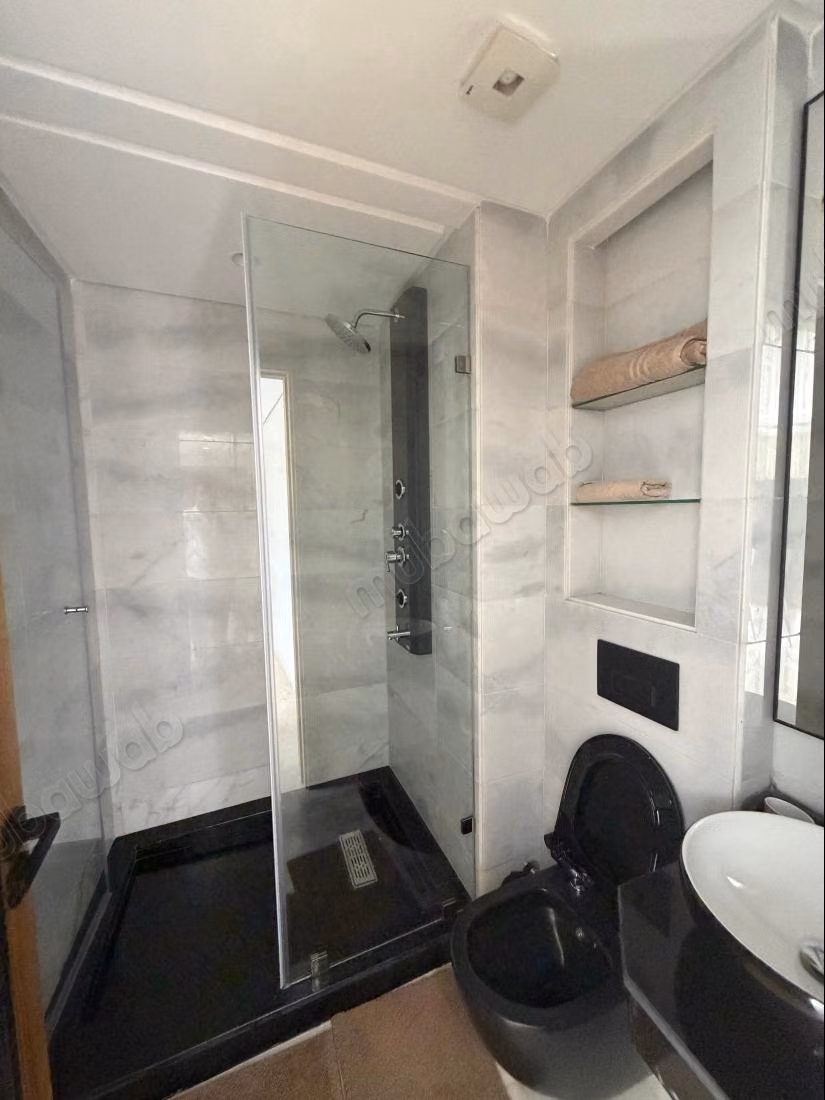 Studio premium à saisir