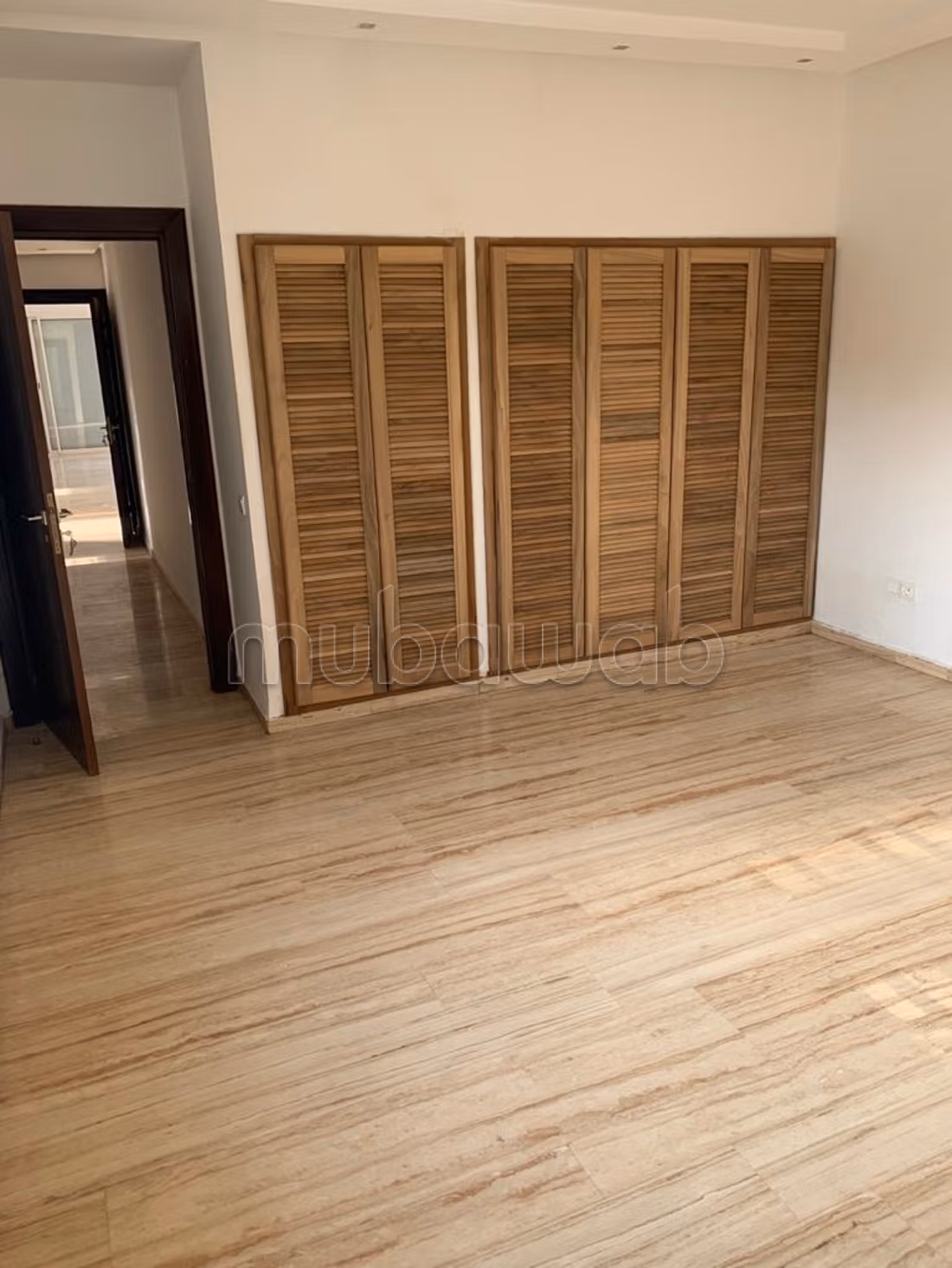 Superba villa in affitto a Hassan. Superficie 400 m²