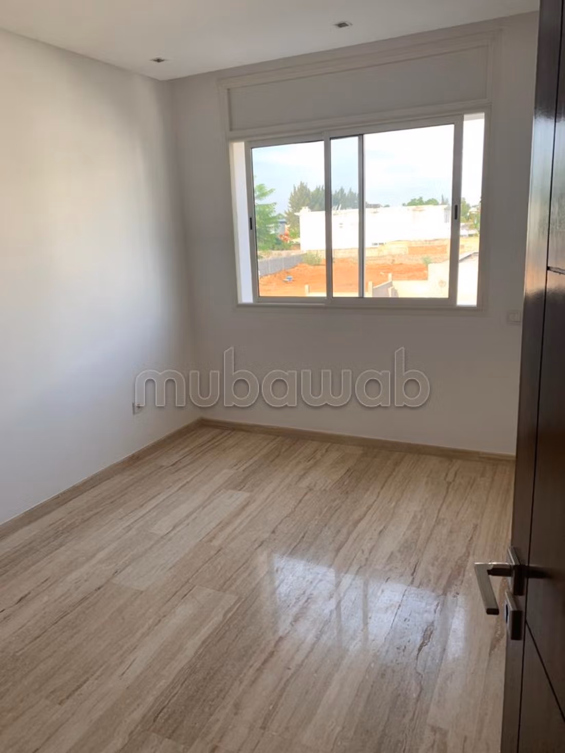 Superba villa in affitto a Hassan. Superficie 400 m²