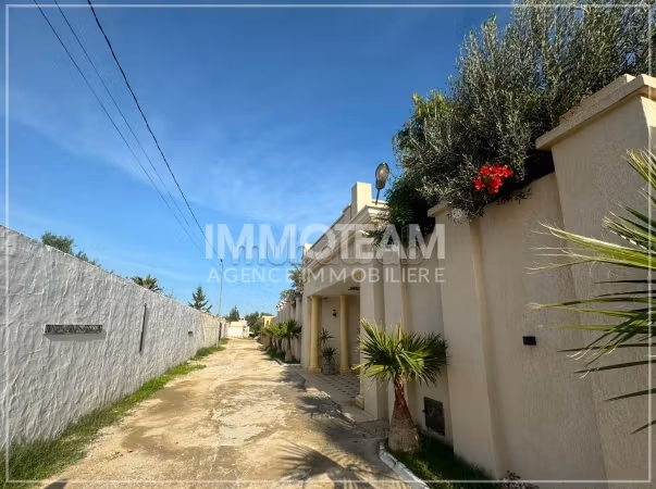 A vendre un terrain