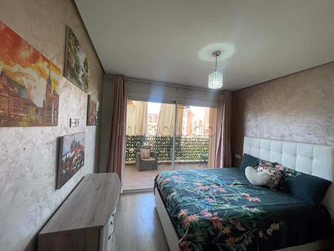 Appartement de vacances à louer à Hay Saada 1.2 chambres. Avec ascenseur et terrasse