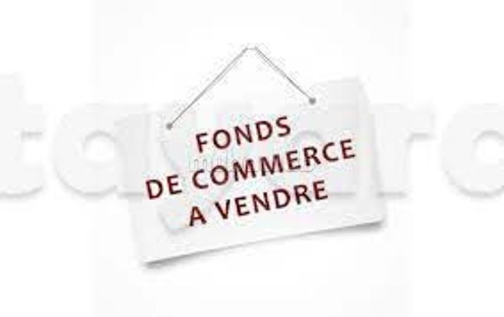 Offices & shops for sale in Hassan - Centre Ville. Large area 37 m². 