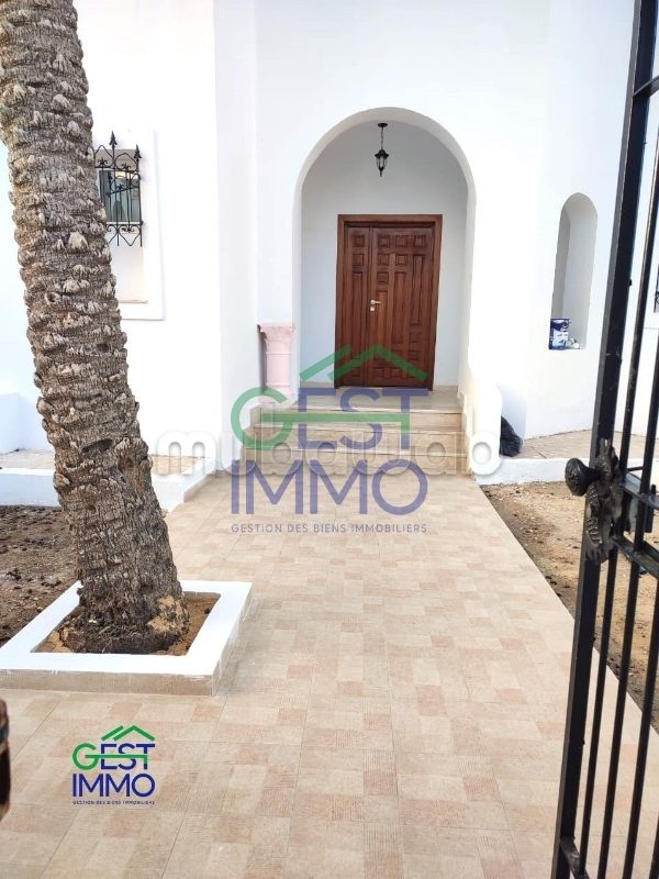 0% Commission / A vendre une Villa de prestige à Djerba