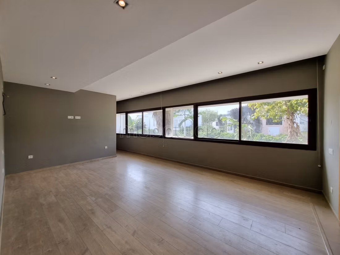 0% Commission / A vendre une Villa à Menzah 1