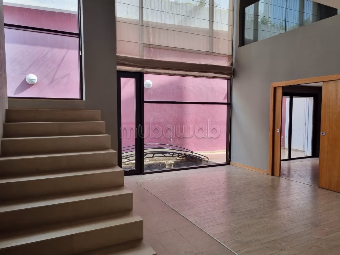 0% Commission / A vendre une Villa à Menzah 1