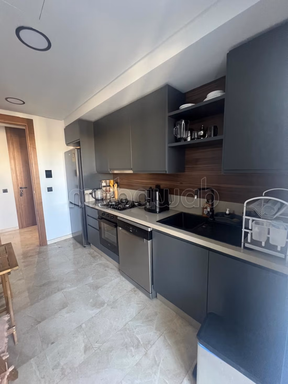 Very nice apartment for rent in Ville Verte. 2 rooms. Dressing room. 