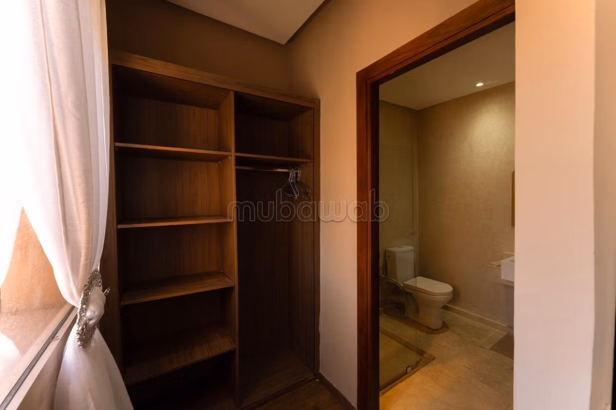 Nu te huur: villa's en luxe woningen in Riad Al Atlas. 5 Kamers. Garage en mooi terras. 