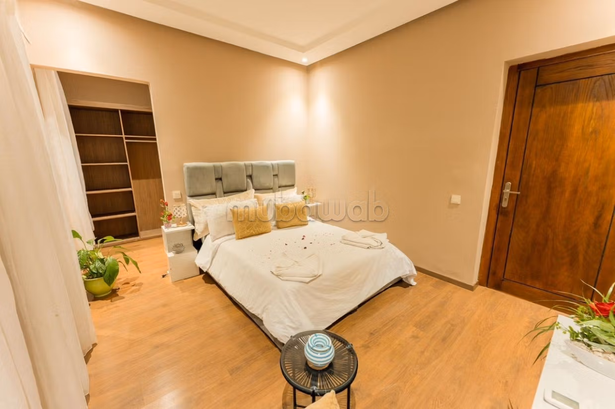 Nu te huur: villa's en luxe woningen in Riad Al Atlas. 5 Kamers. Garage en mooi terras. 