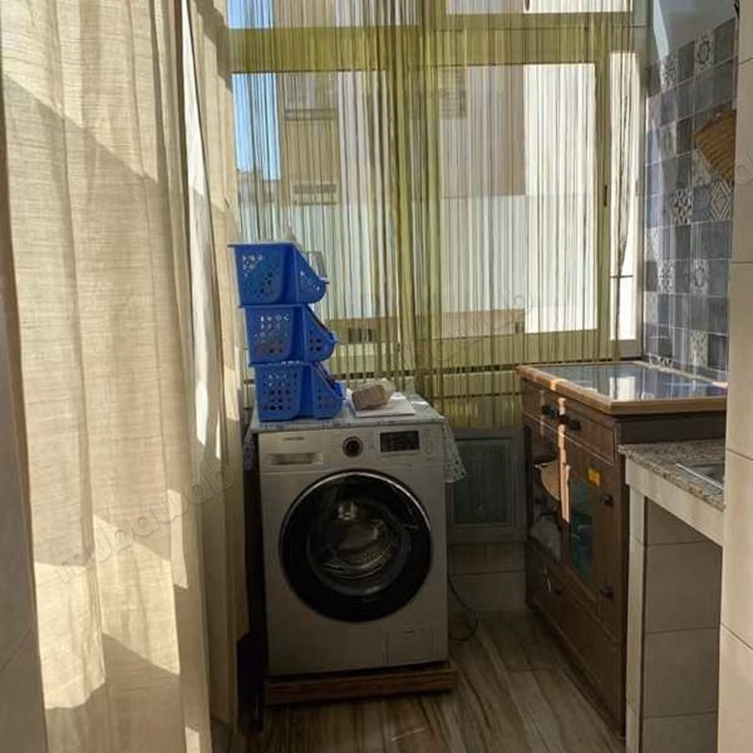 Appartement Te Huur van 104.0 m² in Casablanca, Californië