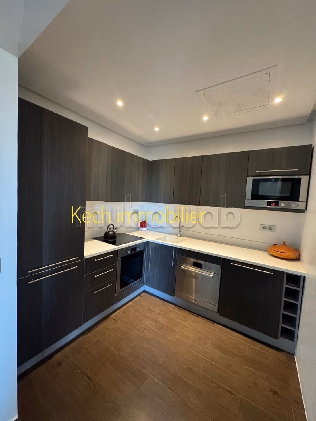 Joli appartement 1 chambre meublé avec grande terrasse — 4