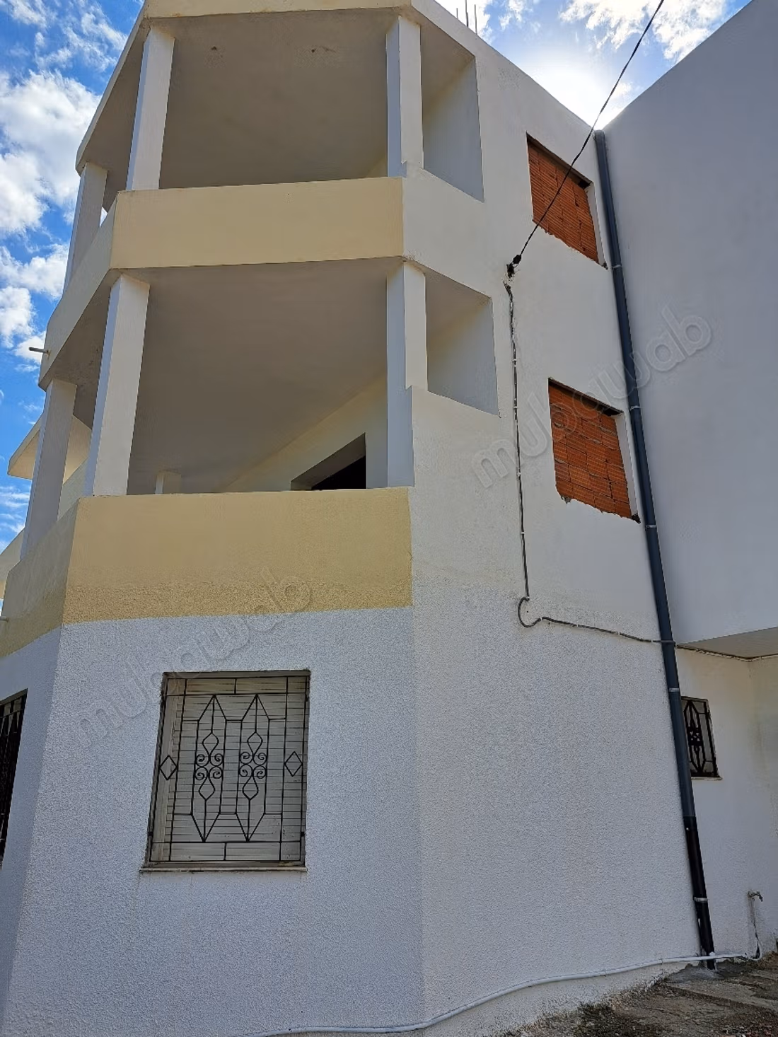 Villa finie RdC Villa à 2 étages à finaliser