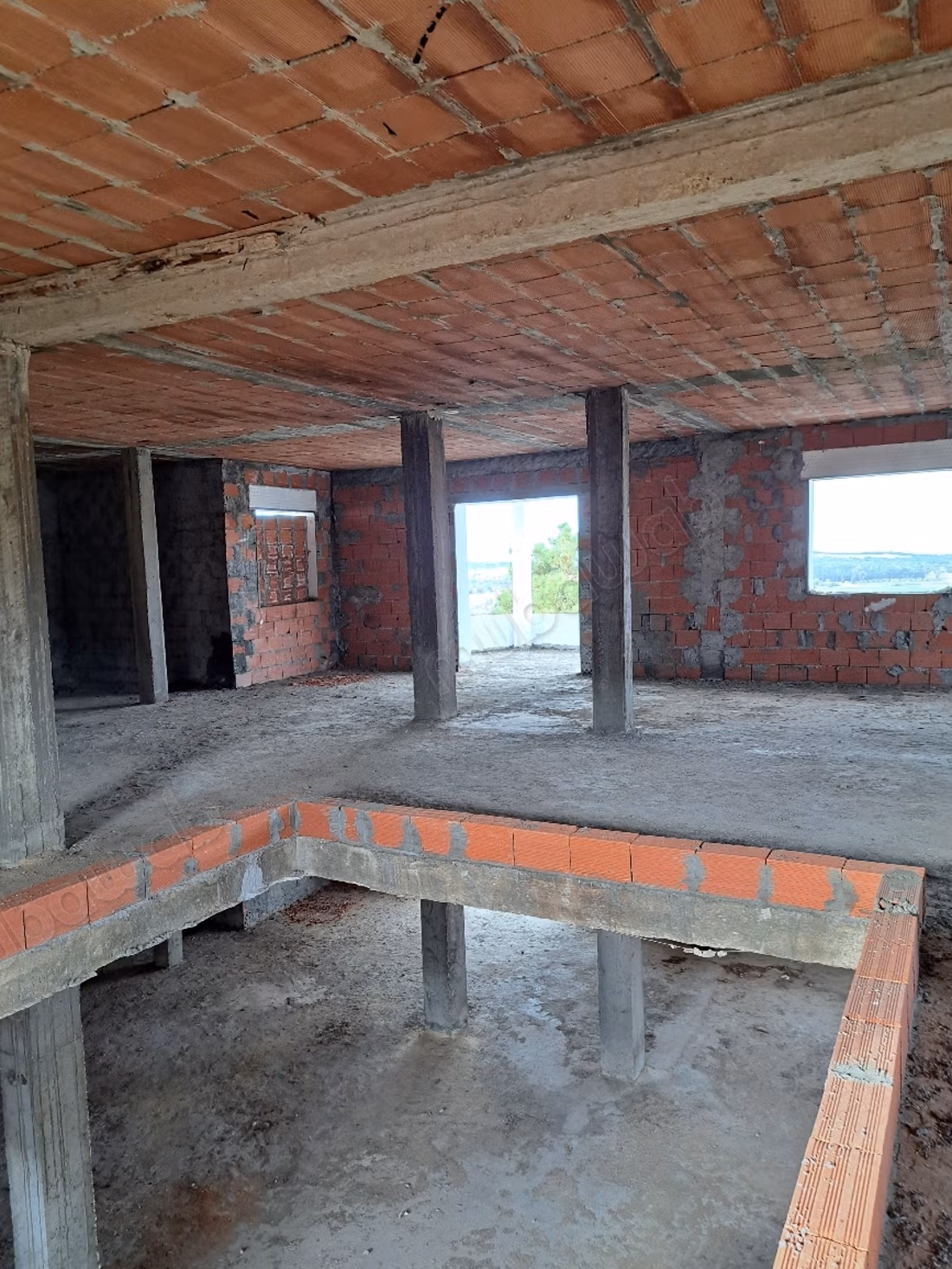 Villa finie RdC Villa à 2 étages à finaliser