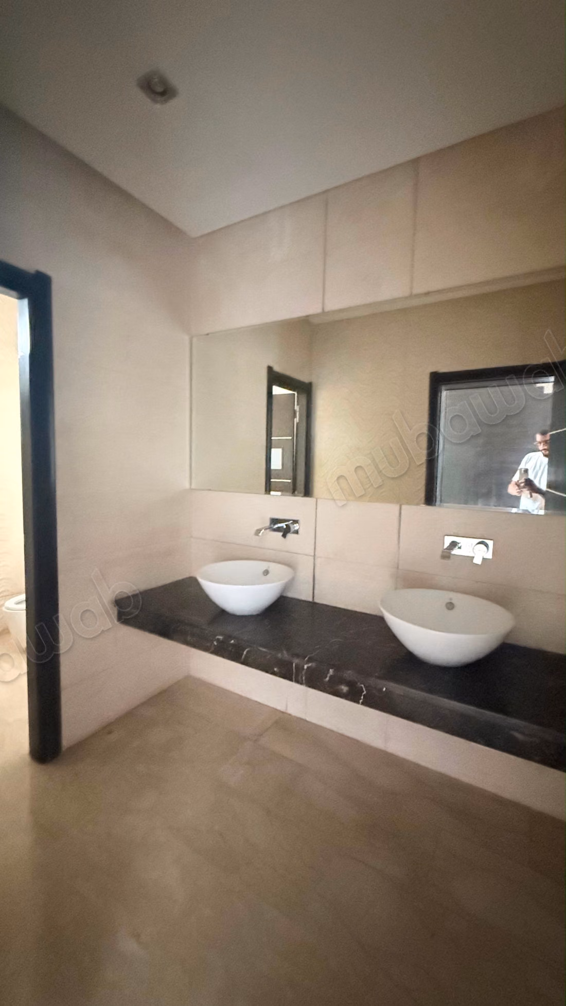 Luxury villa for rent in Riyadh. 3 bedrooms. Windows with double glazing and armored door