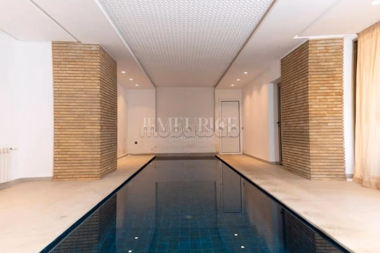 Fabulous house for sale in Amelkis. 5 lovely rooms. Air conditioning and fireplace. 