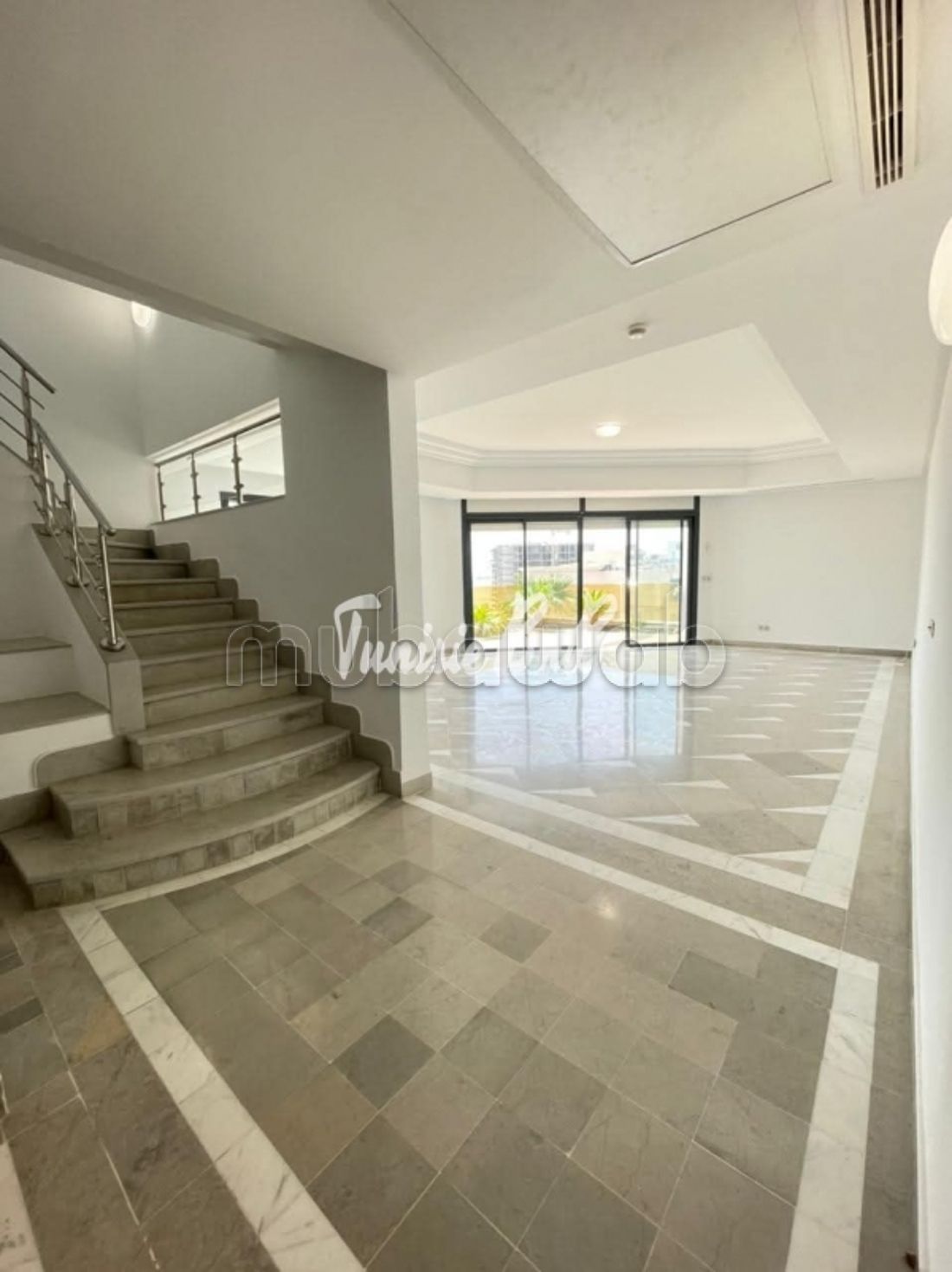 A louer un duplex vue sur le lac