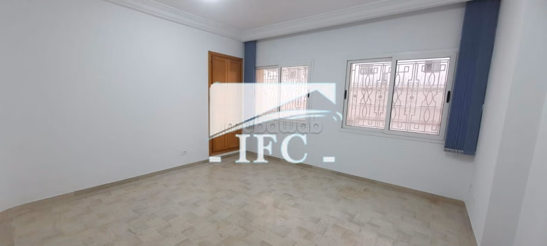 Bureau en 9 espaces 260m Lac 1–IFCL1314