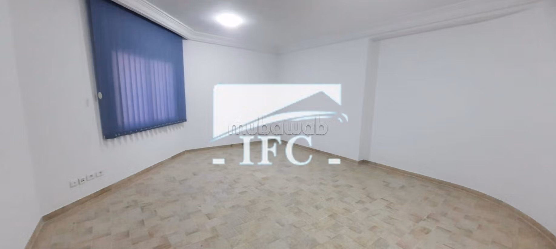 Bureau en 9 espaces 260m Lac 1–IFCL1314