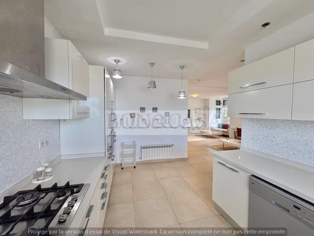 Duplex S2 arredato con vista mare in affitto a Gammarth
