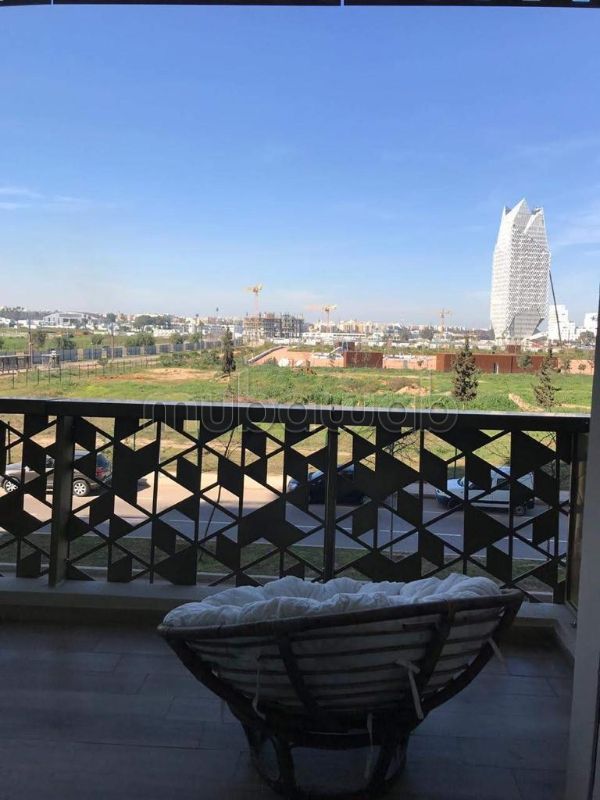 Precioso piso en alquiler en Casablanca Finance City. 3 habitaciones. con muebles. 