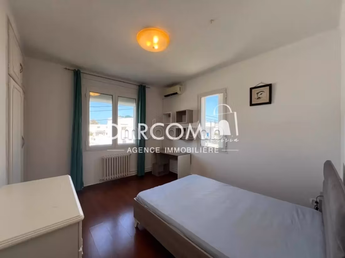 Étage de villa meublé s3 à cité les pins marsa