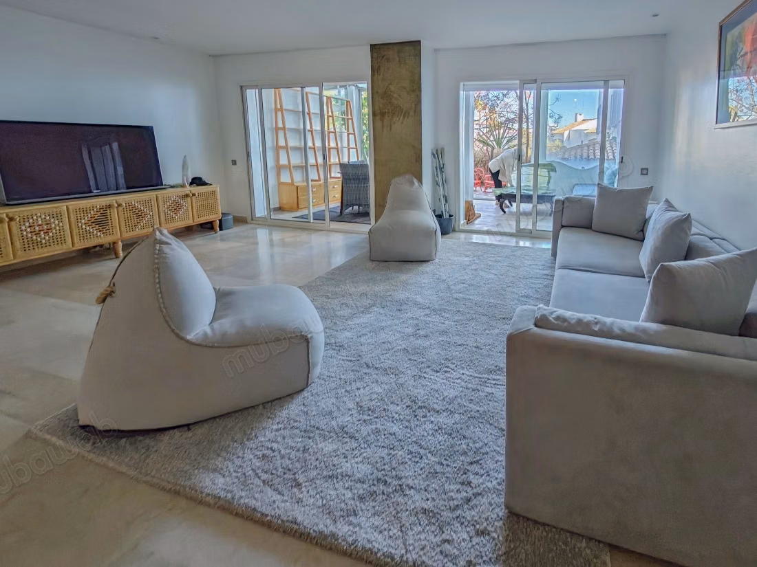Location villa haut standing vide ou meublée