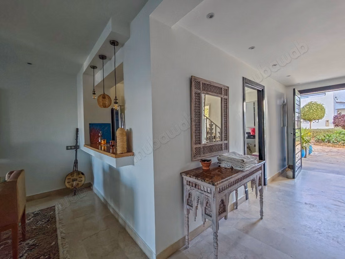 Location villa haut standing vide ou meublée