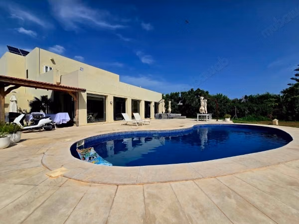 Very nice apartment for rent in La Marsa. 2 rooms. Fully furnished. 