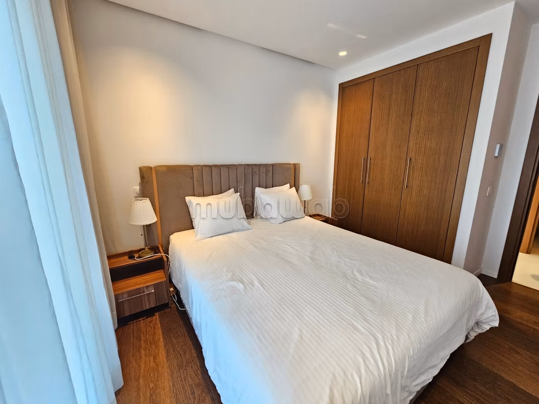 Joli appartement meublé étage élevé et vue dégagée — 5