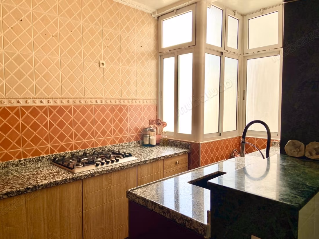 Grande appartamento con 4 camere a un prezzo interessante
