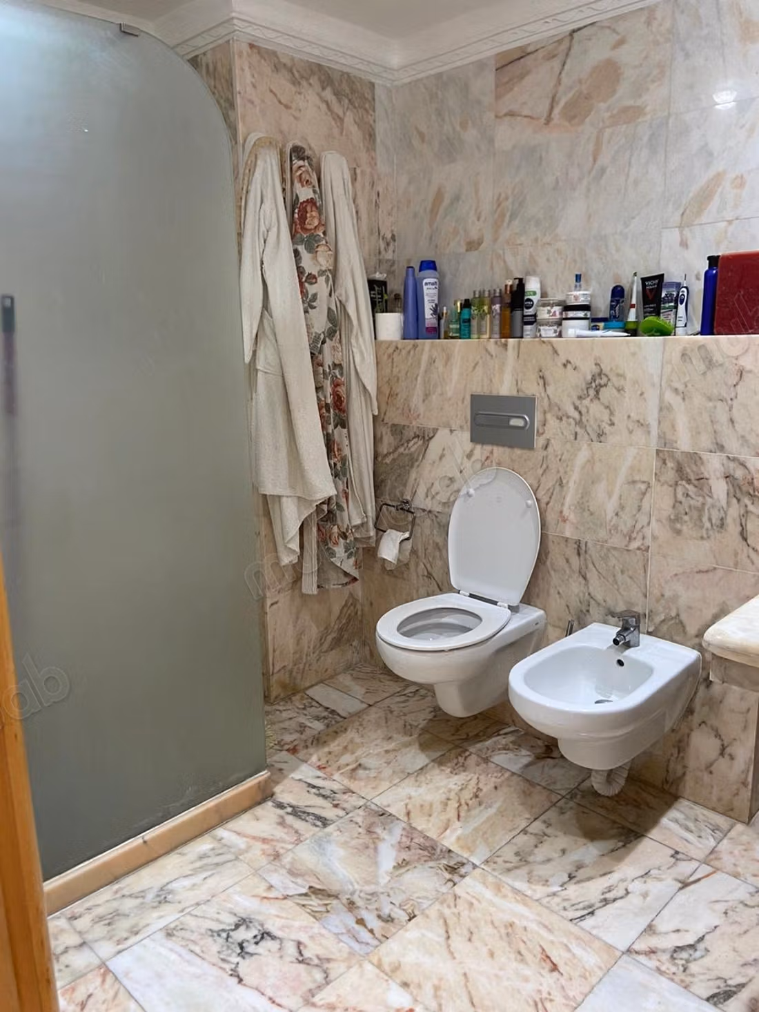Grande appartamento con 4 camere a un prezzo interessante