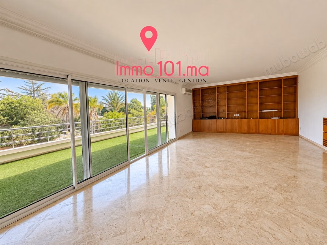 Villa for rent in Souissi