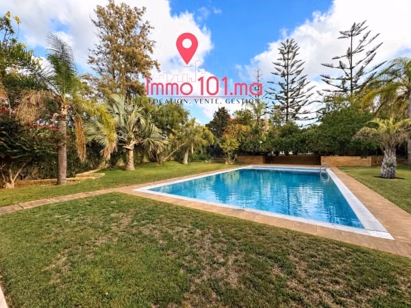 Villa for rent in Souissi