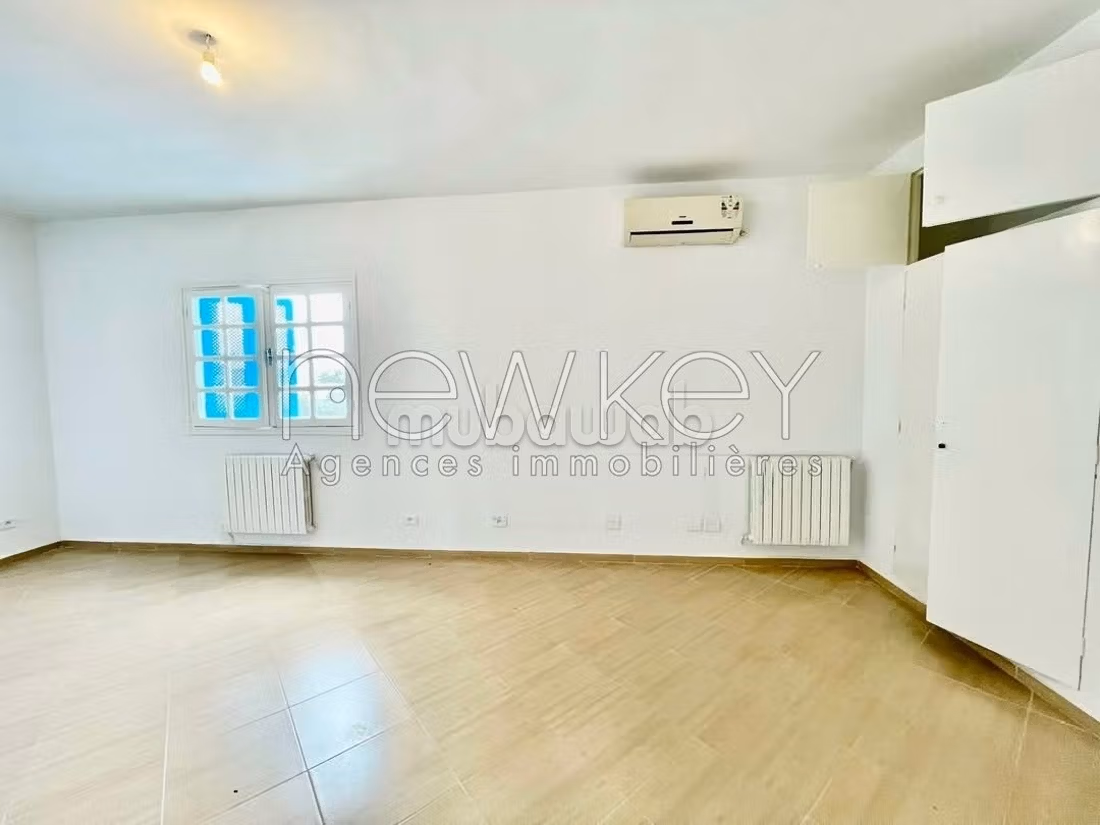 Duplex S5 à Louer à La Marsa