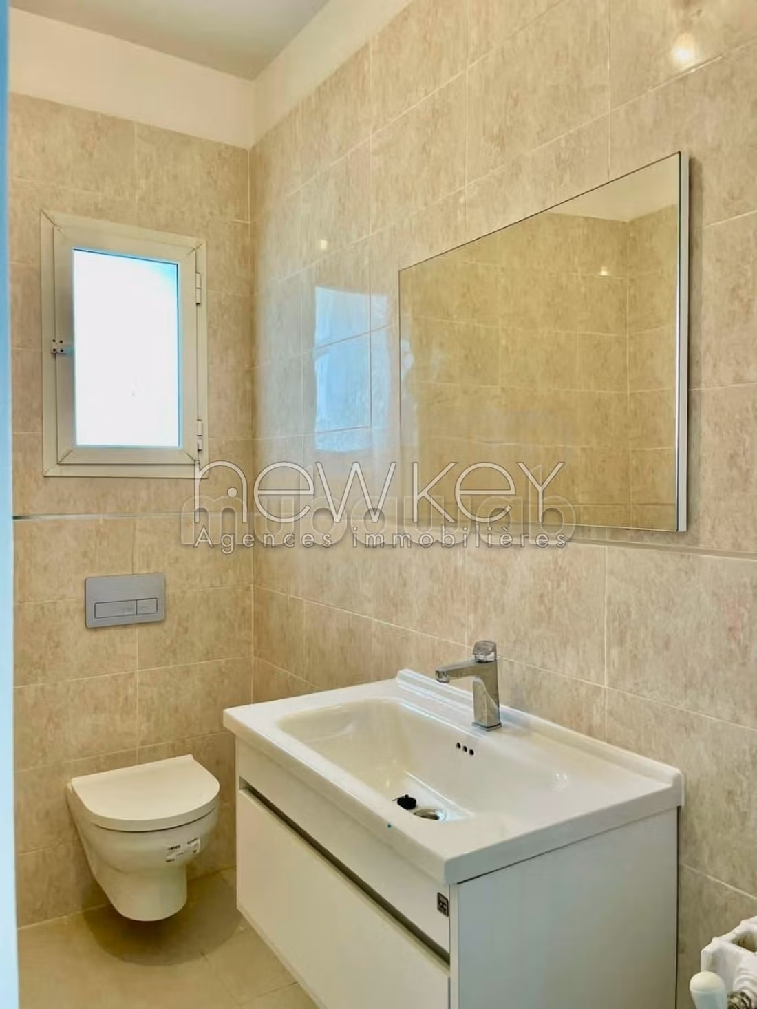 Duplex S5 à Louer à La Marsa