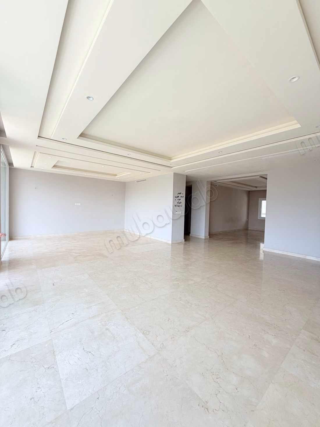 Appartement de luxe avec terasse en location