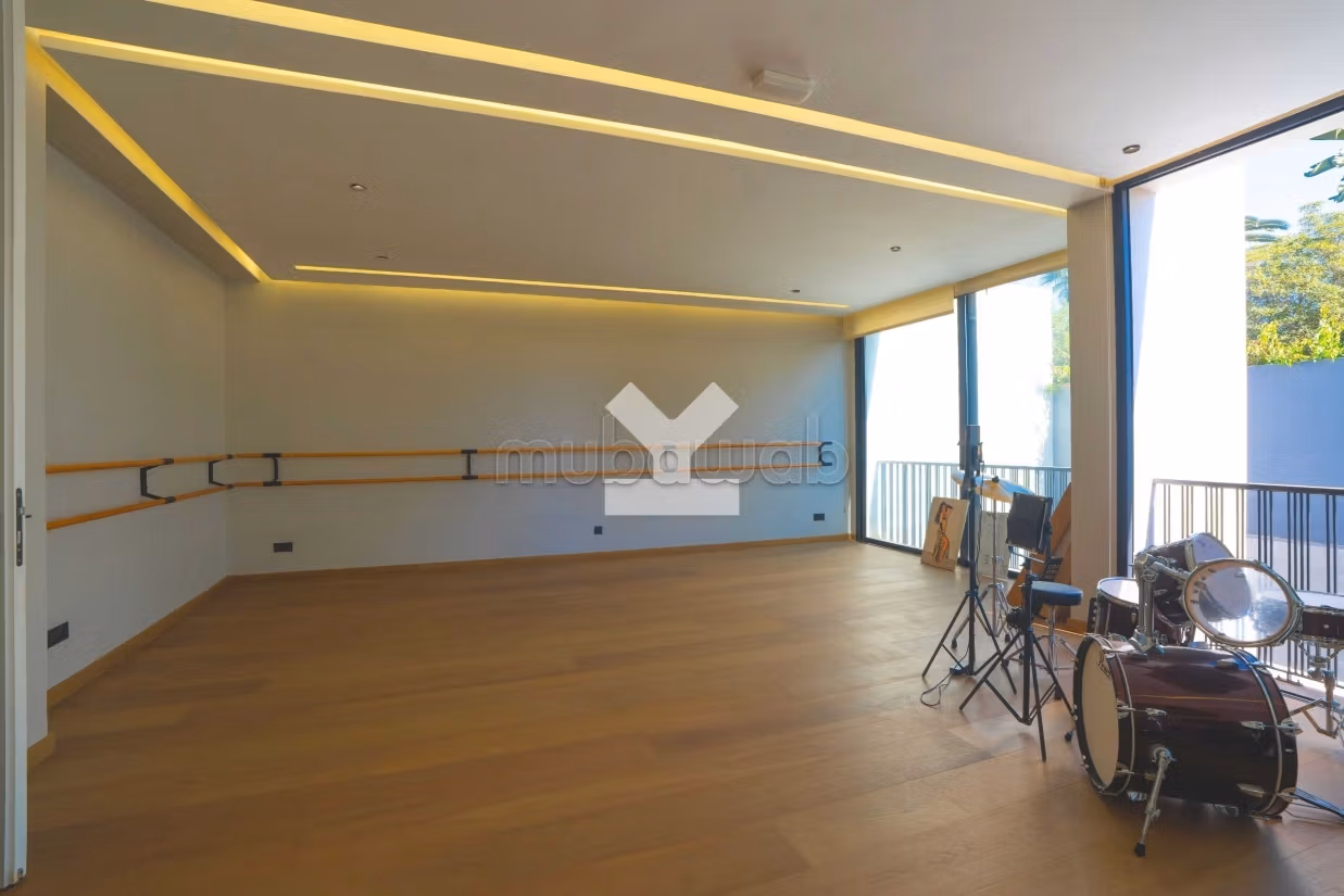 Bureau à Louer de 760.0 m² à Casablanca, Racine