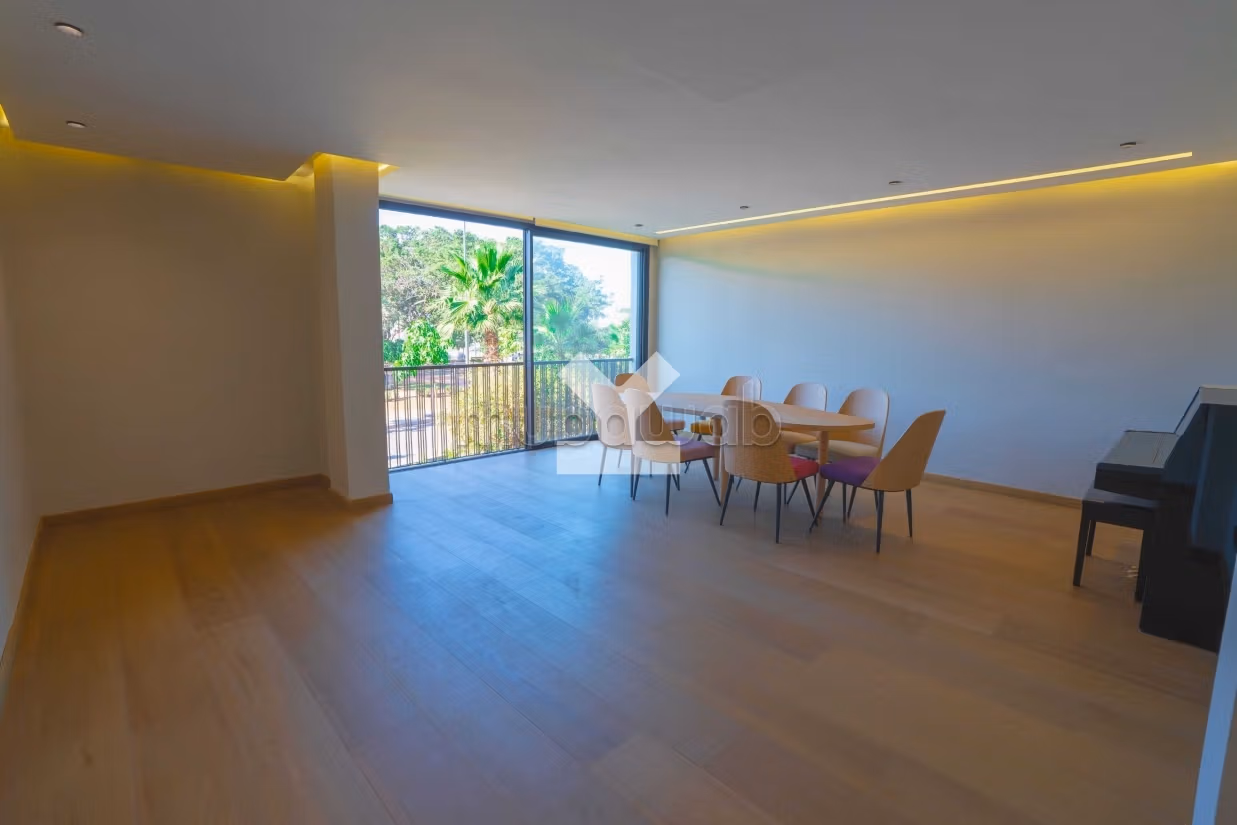 Bureau à Louer de 760.0 m² à Casablanca, Racine