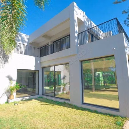 Bureau à Louer de 760.0 m² à Casablanca, Racine