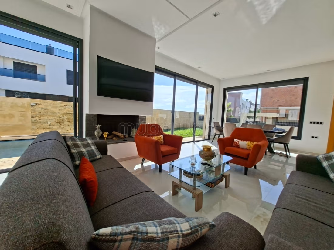 Villa te koop met een zeer mooi uitzicht op zee