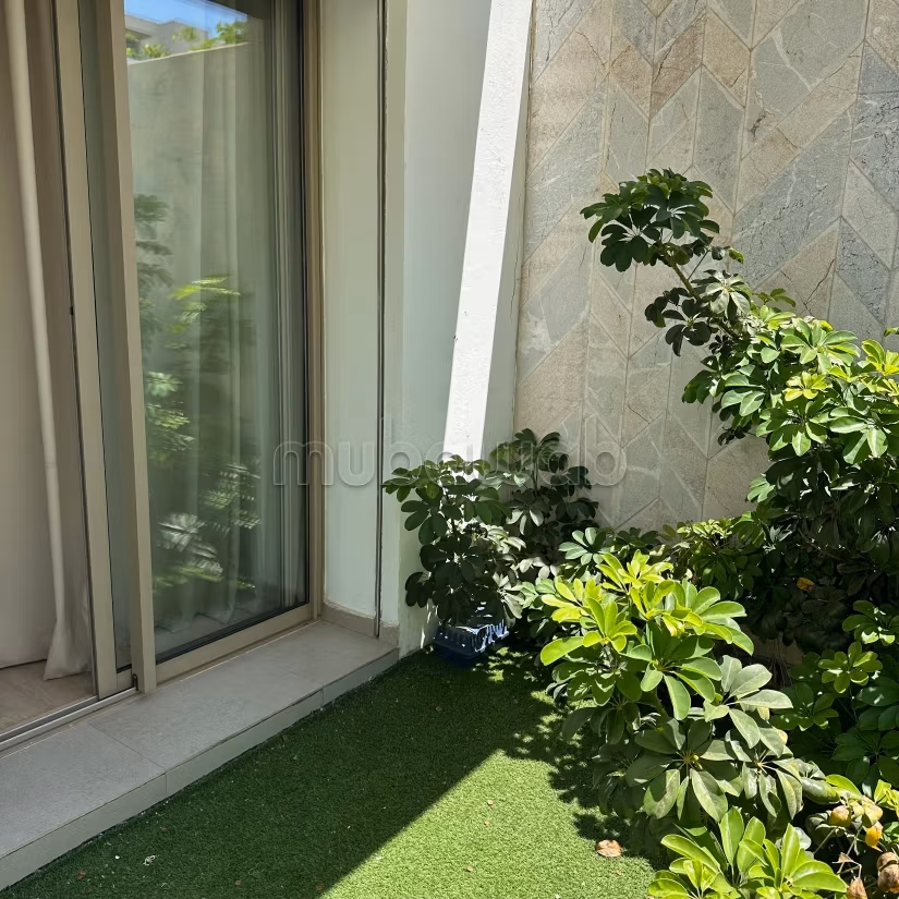 Très beau rez de jardin à louer chez Eagle hills l — 2