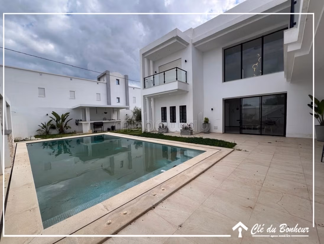 Superbe Villa spacieuse à Hammamet