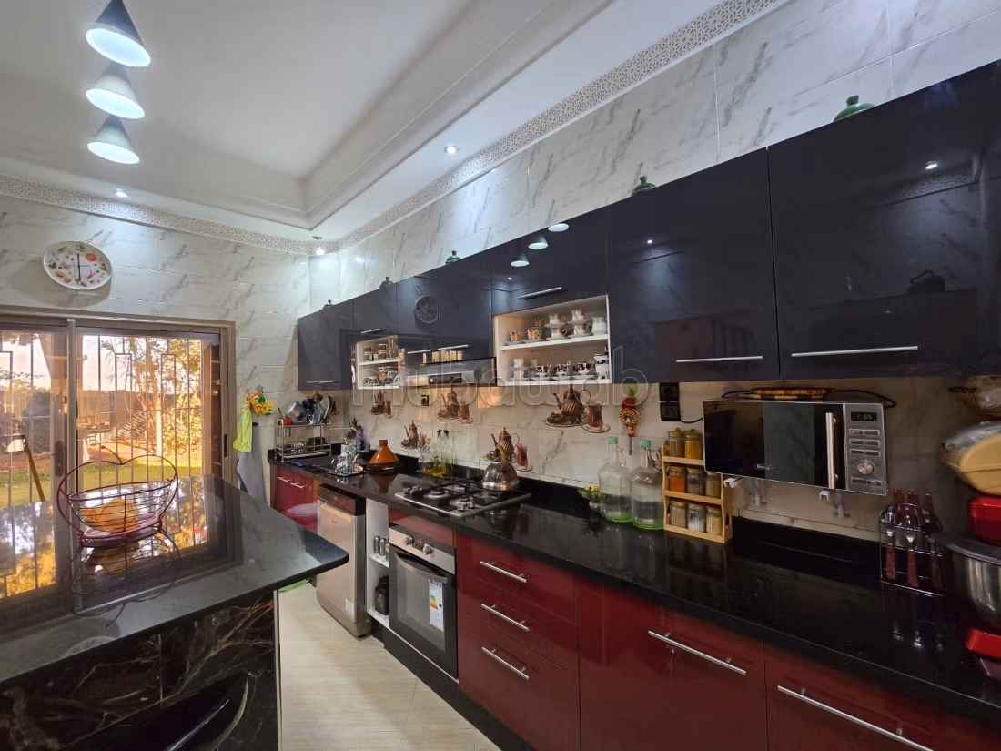 Fabulous villa for sale in Route de Fez. 4 rooms. Traditional Moroccan living room, secured residence
