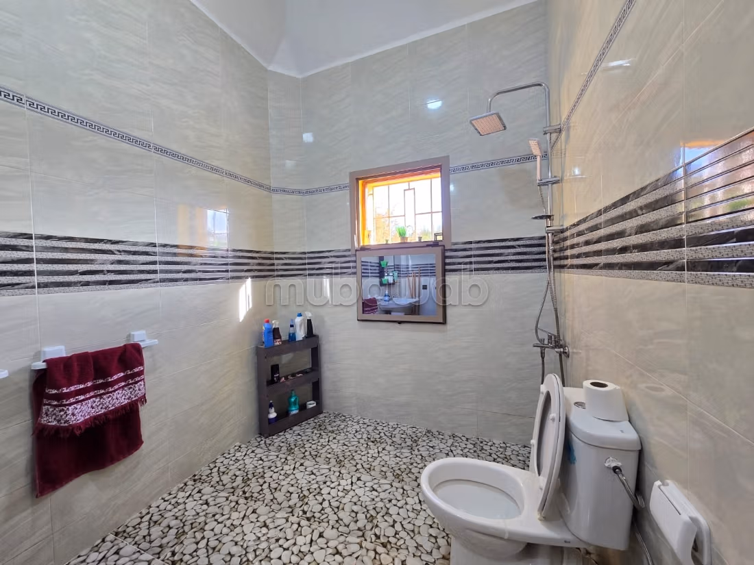 Fabulous villa for sale in Route de Fez. 4 rooms. Traditional Moroccan living room, secured residence
