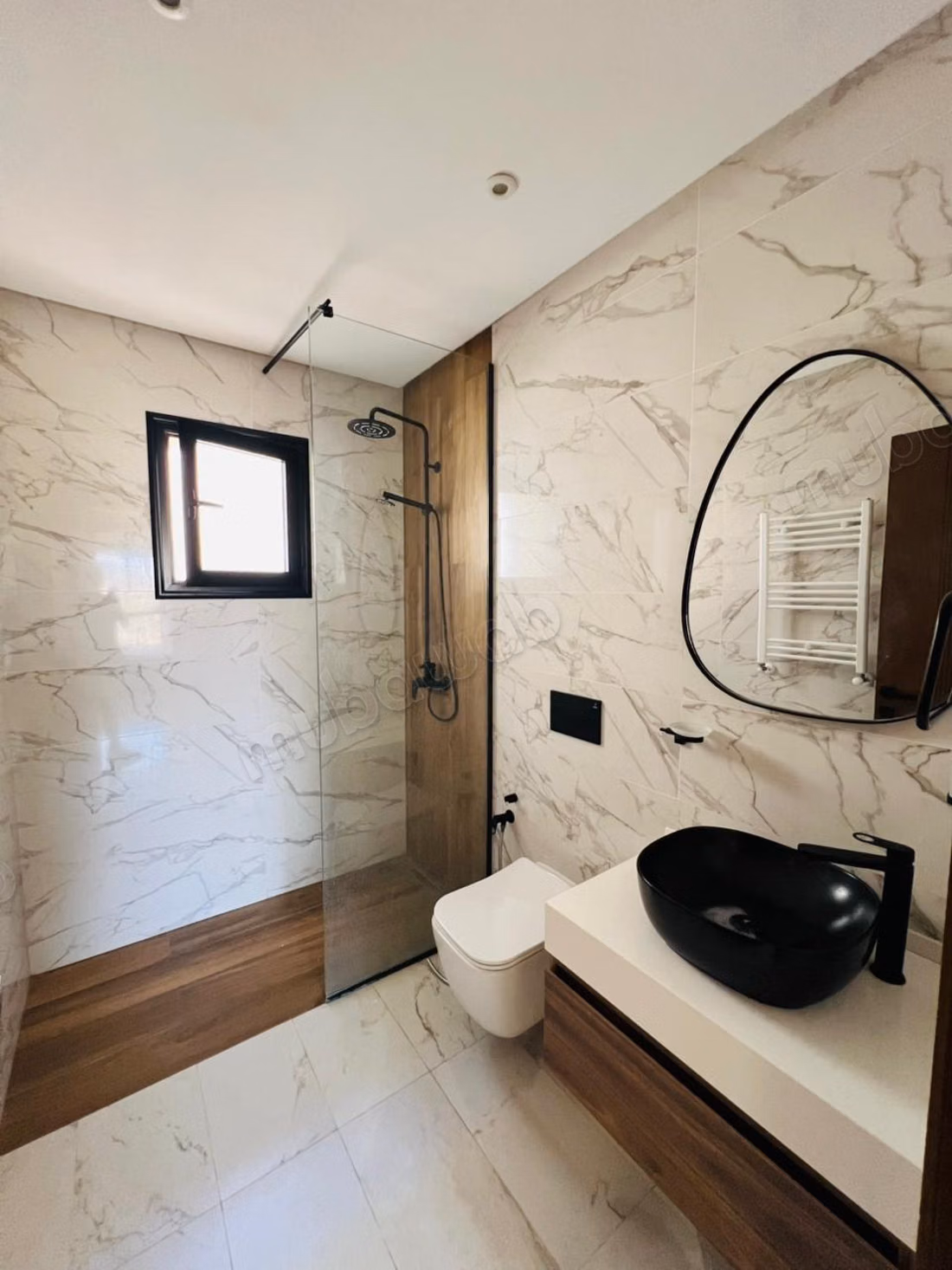 À vendre un s1 luxueux meublè à sahloul4