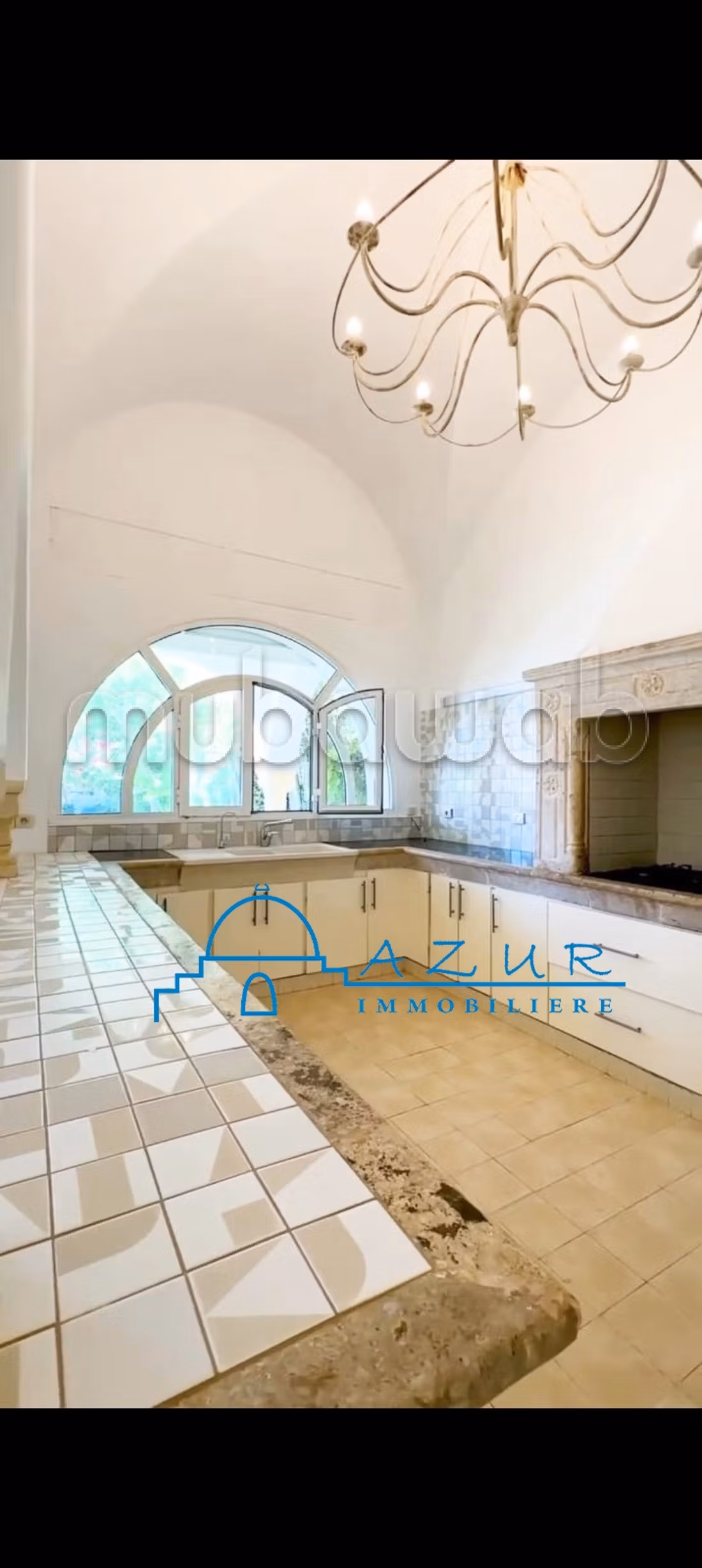 Villa à vendre au bord de la mer à hammamet nord